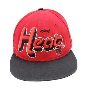 MIAMI Heat Hat Cap SnapBack New Era Hardwood Classics one size Adult